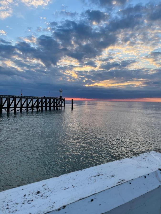 Double View Apartment Blankenberge Bagian luar foto